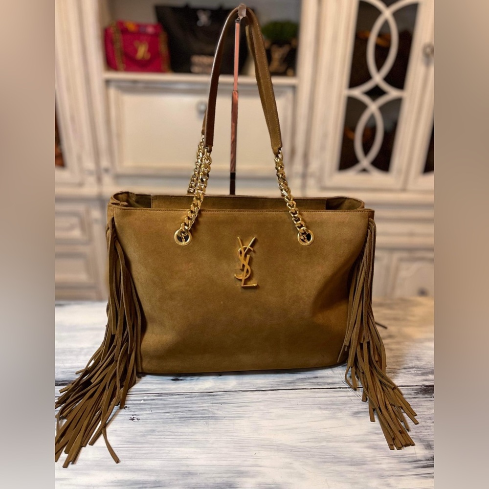 ‼️SOLD‼️🍀💁🏻‍♀️Classic Monogram Tote - Brown Suede with Fringe🍀💁🏻‍♀️